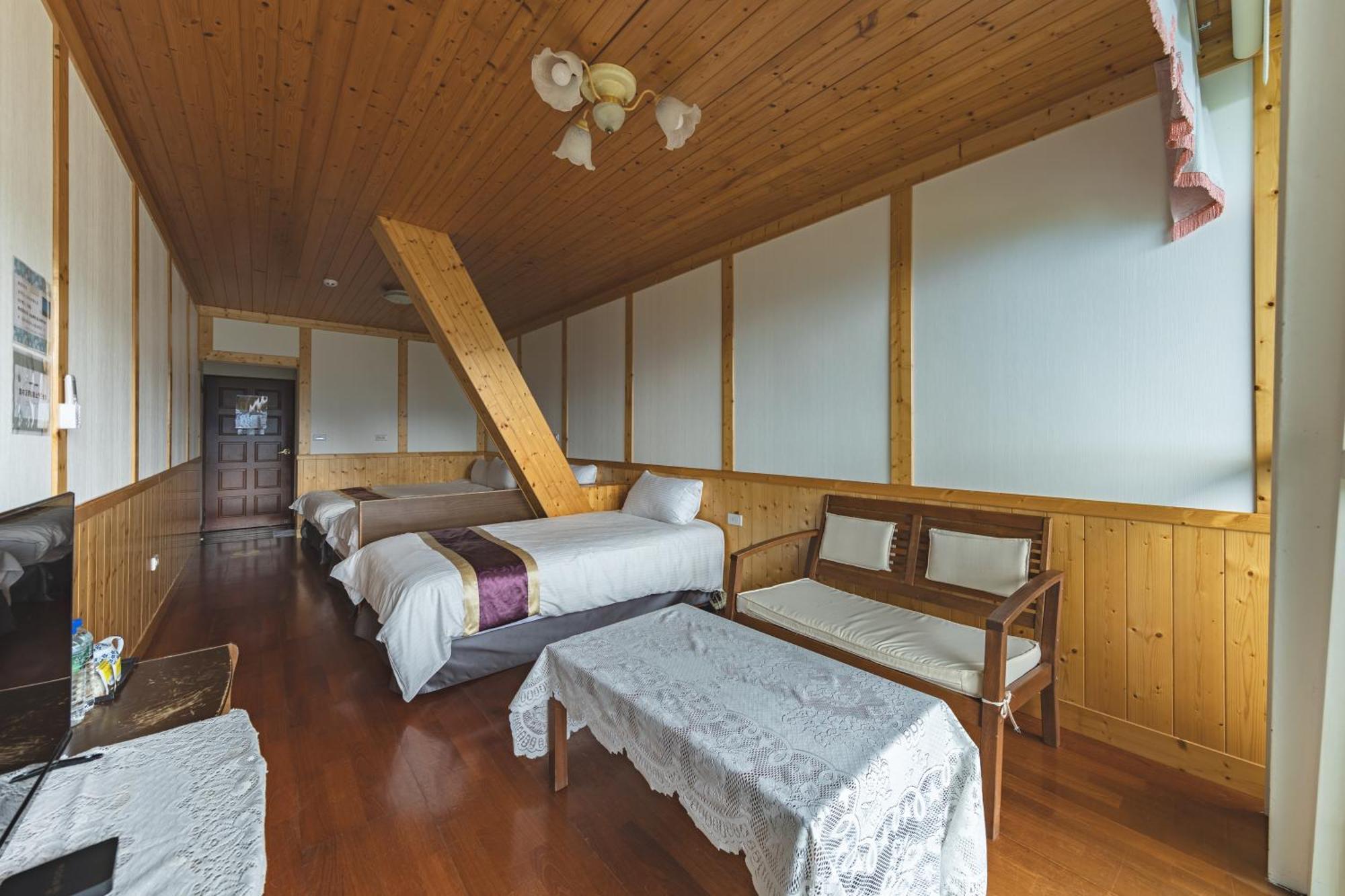 Julie'S Garden, Cingjing - Fon Chin Homestay Ренай Екстериор снимка